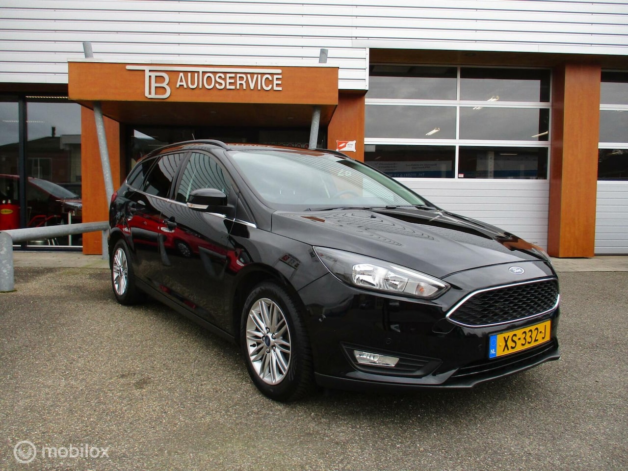 Ford Focus Wagon - 1.0 Trend Automaat !!Nieuwe motor!! - AutoWereld.nl