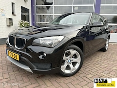 BMW X1 - sDrive18i * AUTOMAAT * NAVIGATIE * AIRCO