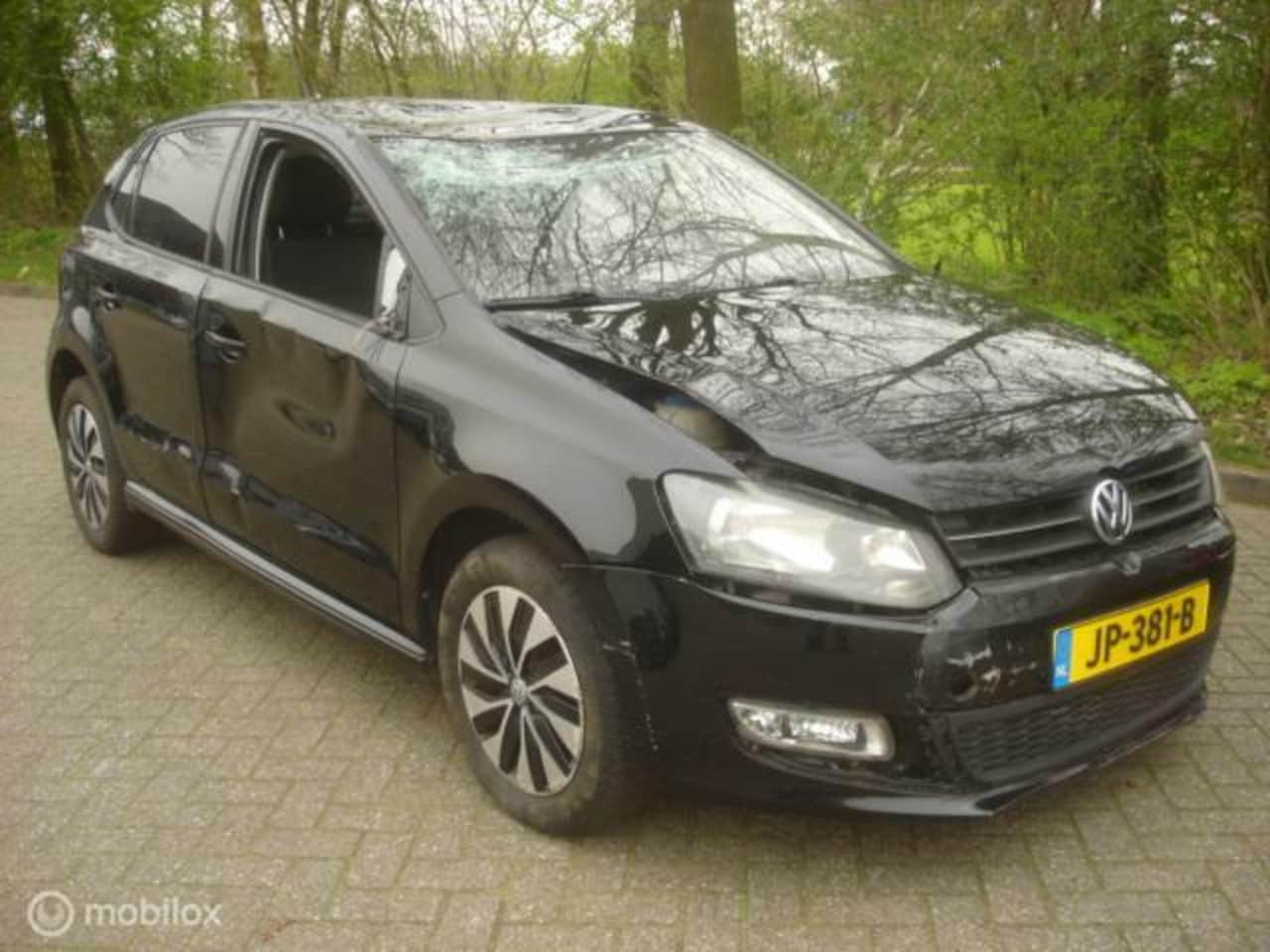 Volkswagen Polo - 1.0 BlueMotion Airco - Cruise. Schade rondom - AutoWereld.nl