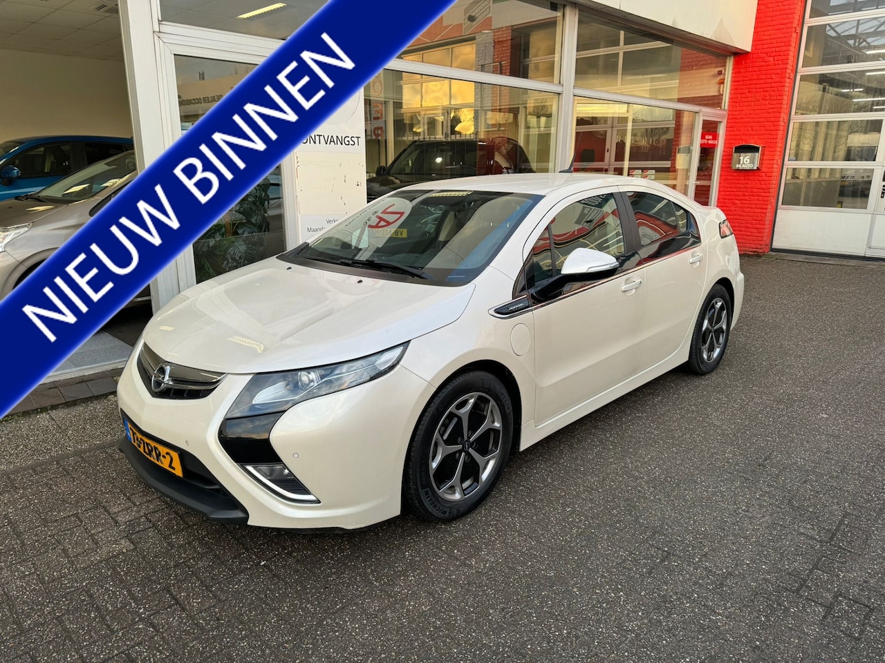 Opel Ampera - 1.4 - 2e eigenaar / Lederen bekleding  / Cruise control| Nieuwe APK | Navigatie | Automaat - AutoWereld.nl