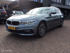 BMW 5-serie Touring - 520d High Executive Head up leder M-st 18"