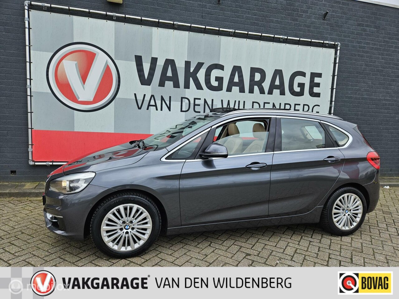 BMW 2-serie Active Tourer - 218i Luxury 218i Luxury - AutoWereld.nl