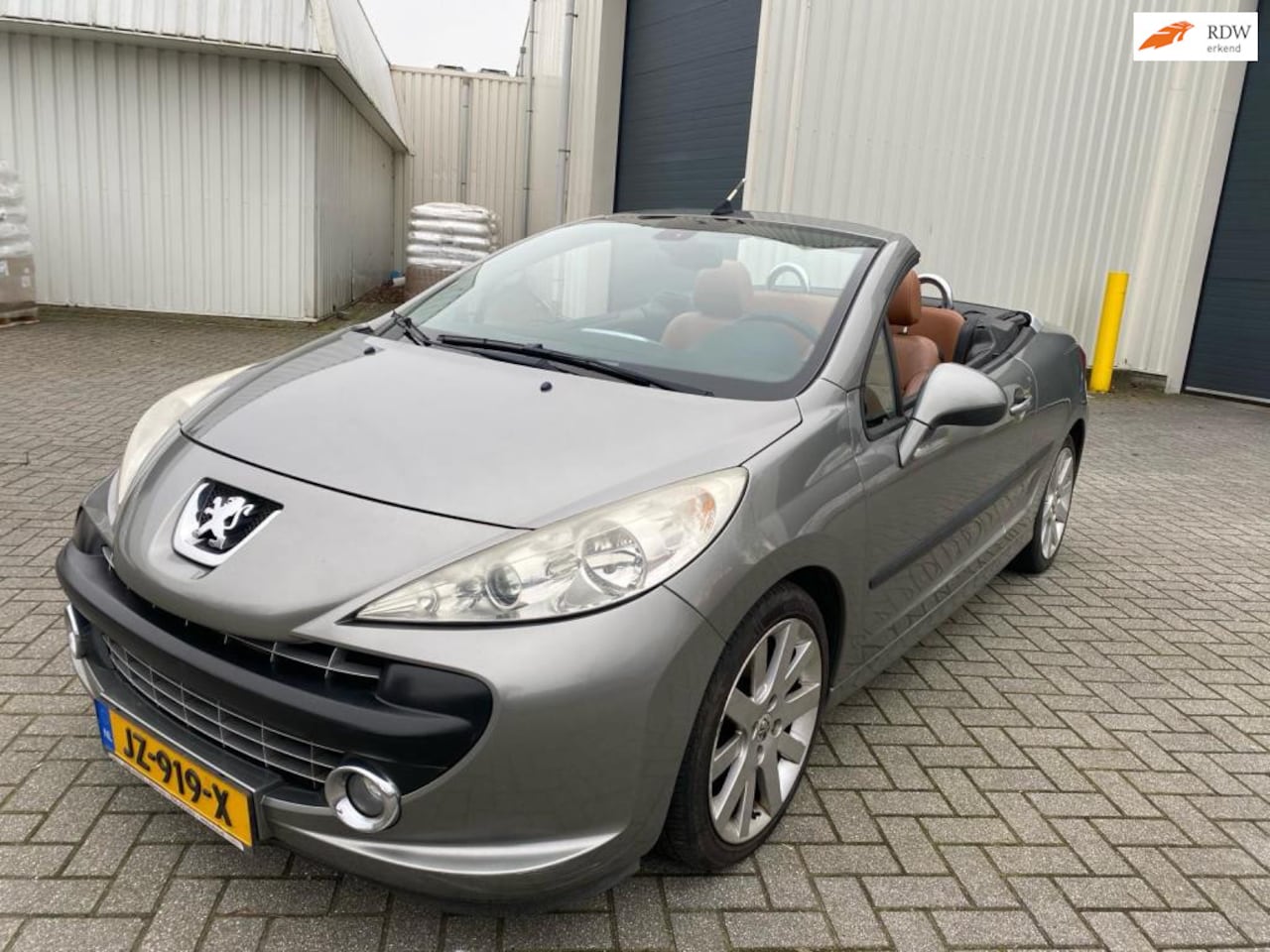 Peugeot 207 CC - 1.6 VTi Féline / AUT / Leer - AutoWereld.nl