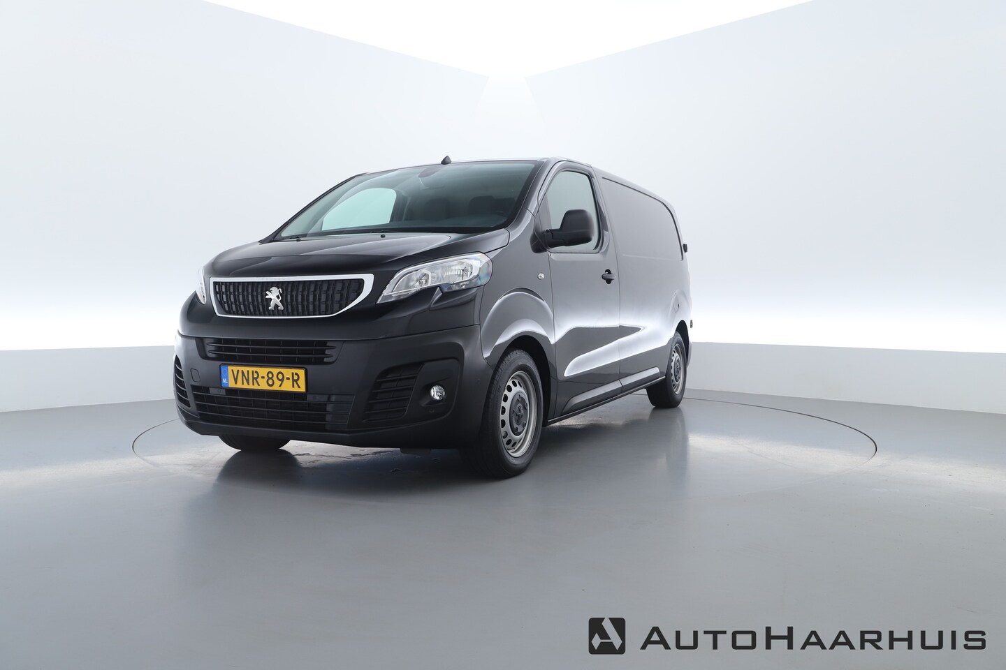 Peugeot Expert - 1.5 BlueHDI 100 Standard Premium | Navi | Camera | Dodehoekdet. | Apple CarPlay | - AutoWereld.nl