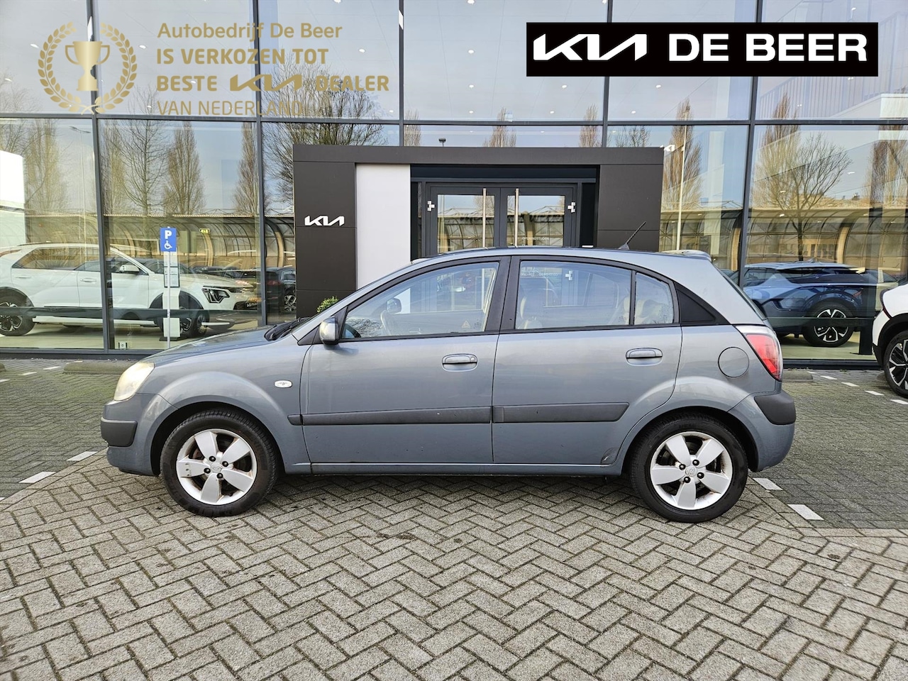 Kia Rio - 1.5 CRDI VGT HB Executive (Handel/ Export) - AutoWereld.nl