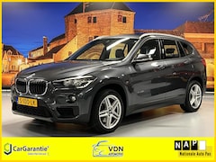 BMW X1 - XDrive25i Executive Automaat Leer Panoramadak