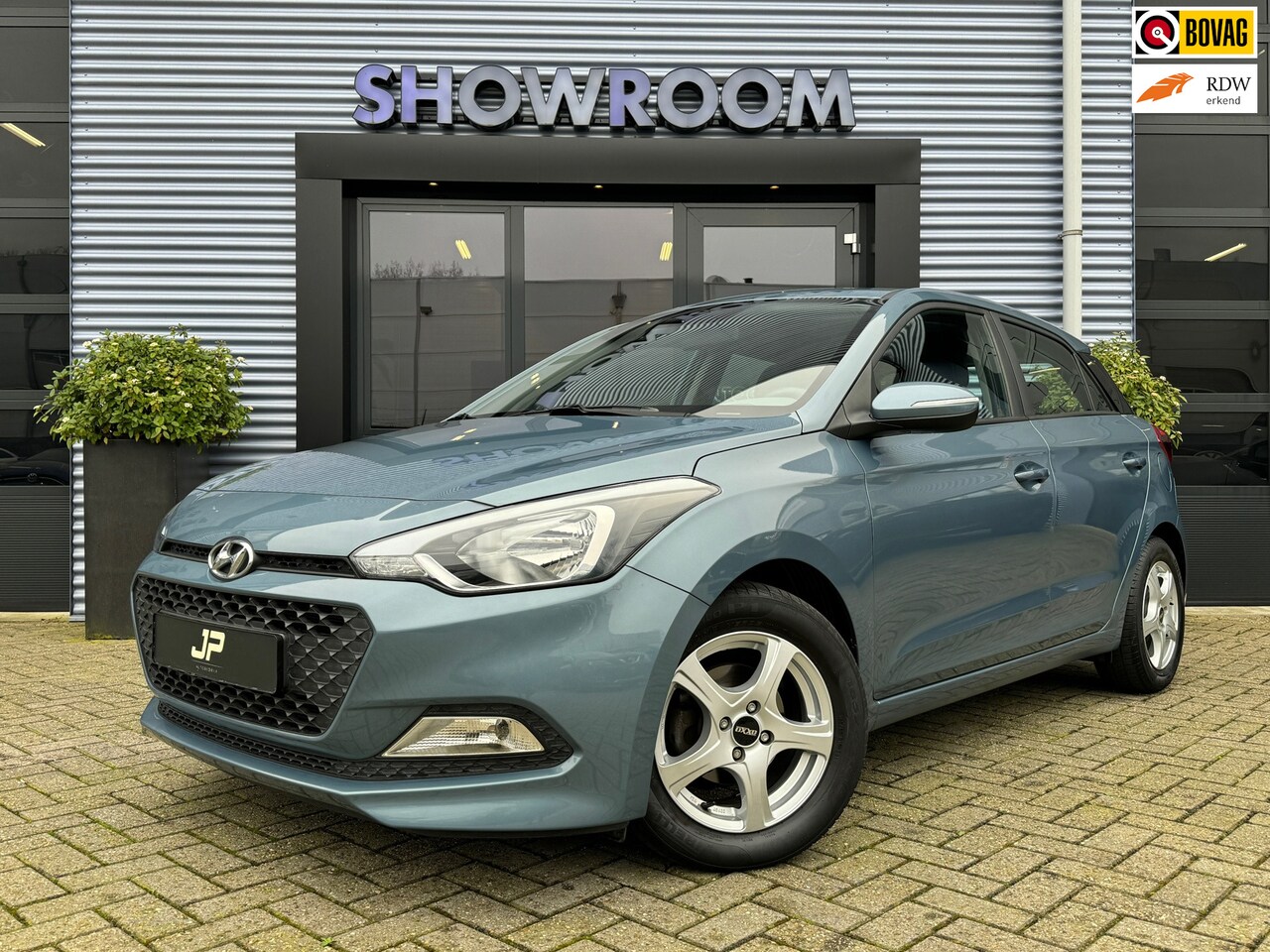 Hyundai i20 - 1.2 Avctive Airco|Elektrische ramen en Spiegels|Lichtmetalen Velgen - AutoWereld.nl