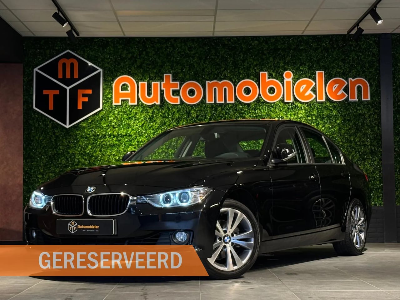 BMW 3-serie - 320i Upgrade Ed. - AutoWereld.nl