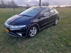 Honda Civic - 5DR silverstone edition