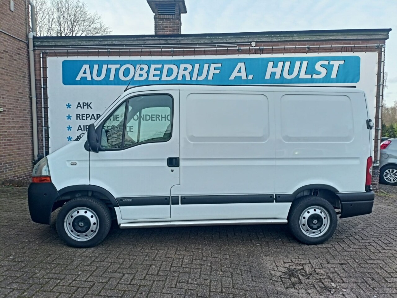 Renault Master - T33 2.5 dCi L1 H1 T33 2.5dCi L1H1 - AutoWereld.nl