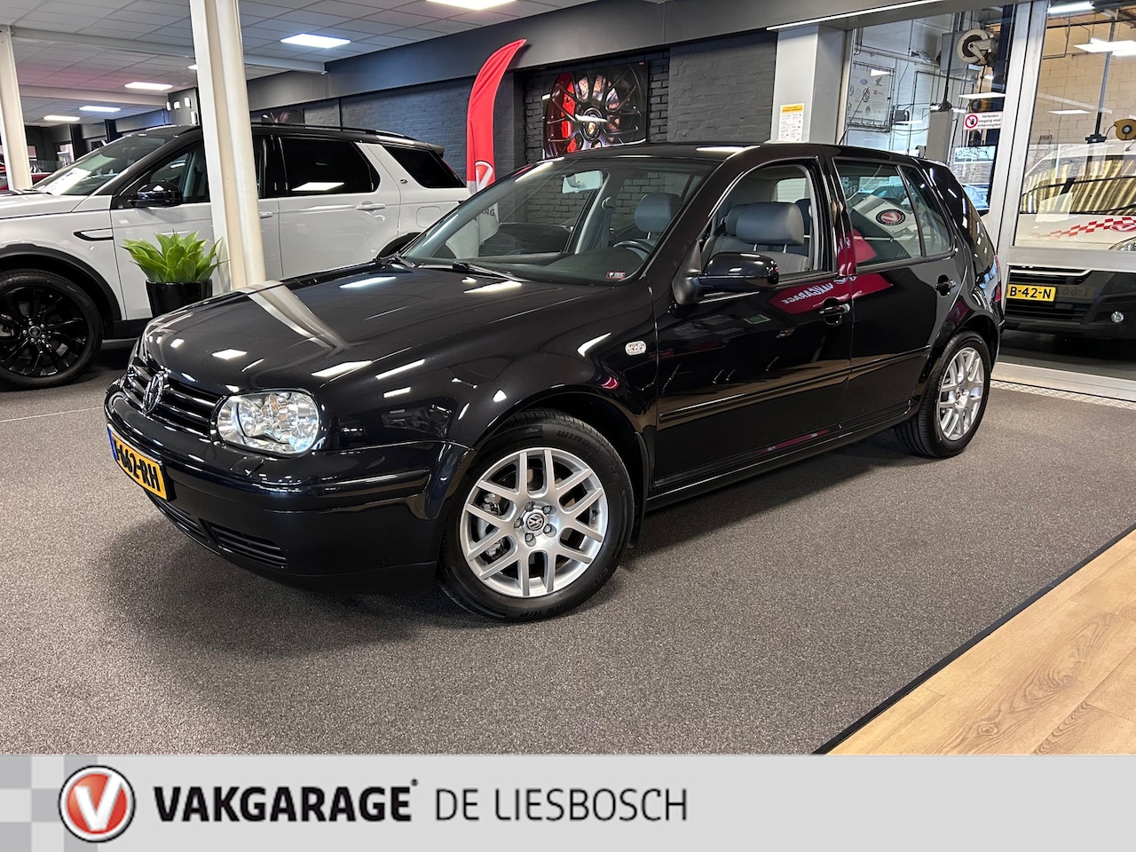 Volkswagen Golf - 1.8-20V Turbo Highline GTI /70000km! / Leder/ Airco / perfecte staat! - AutoWereld.nl