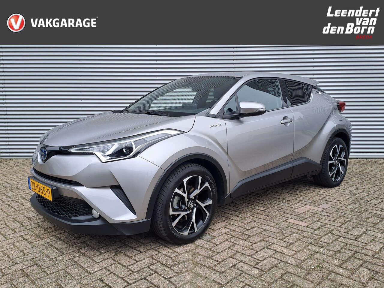 Toyota C-HR - 1.8 Hybrid Dynamic | Navigatiesysteem | Camera | Automaat - AutoWereld.nl