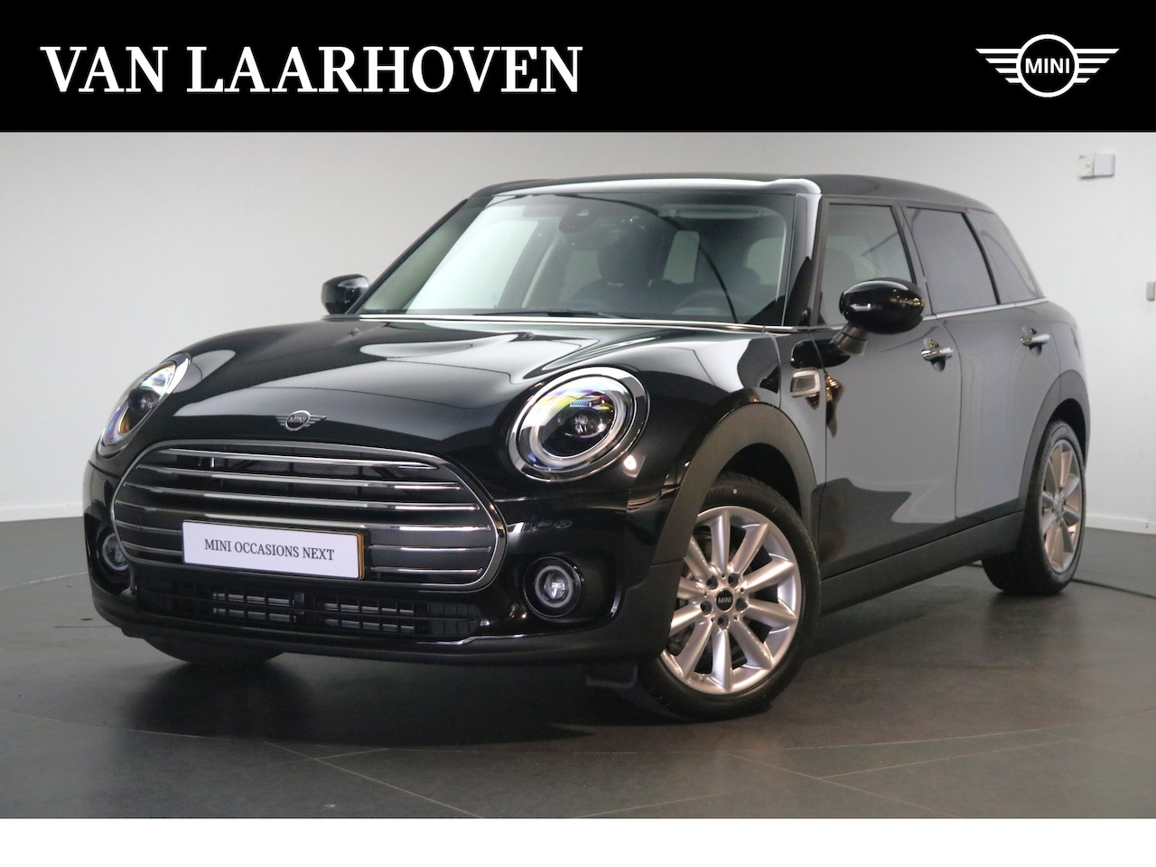 MINI Clubman - Cooper Classic Automaat / Achteruitrijcamera / LED / Comfortstoelen / Stoelverwarming / Co - AutoWereld.nl