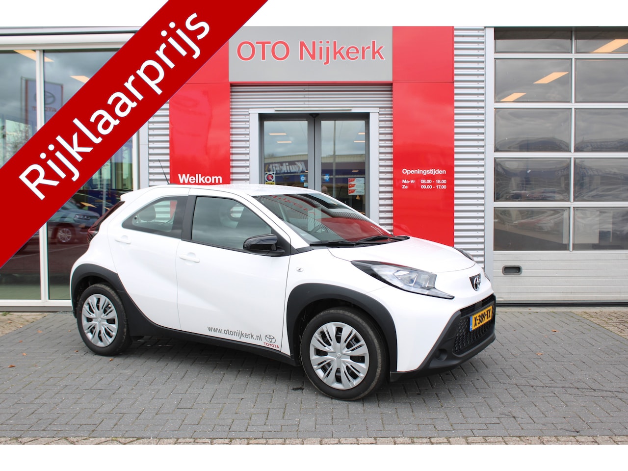 Toyota Aygo X - 1.0 VVT-i MT play 5 deurs - AutoWereld.nl