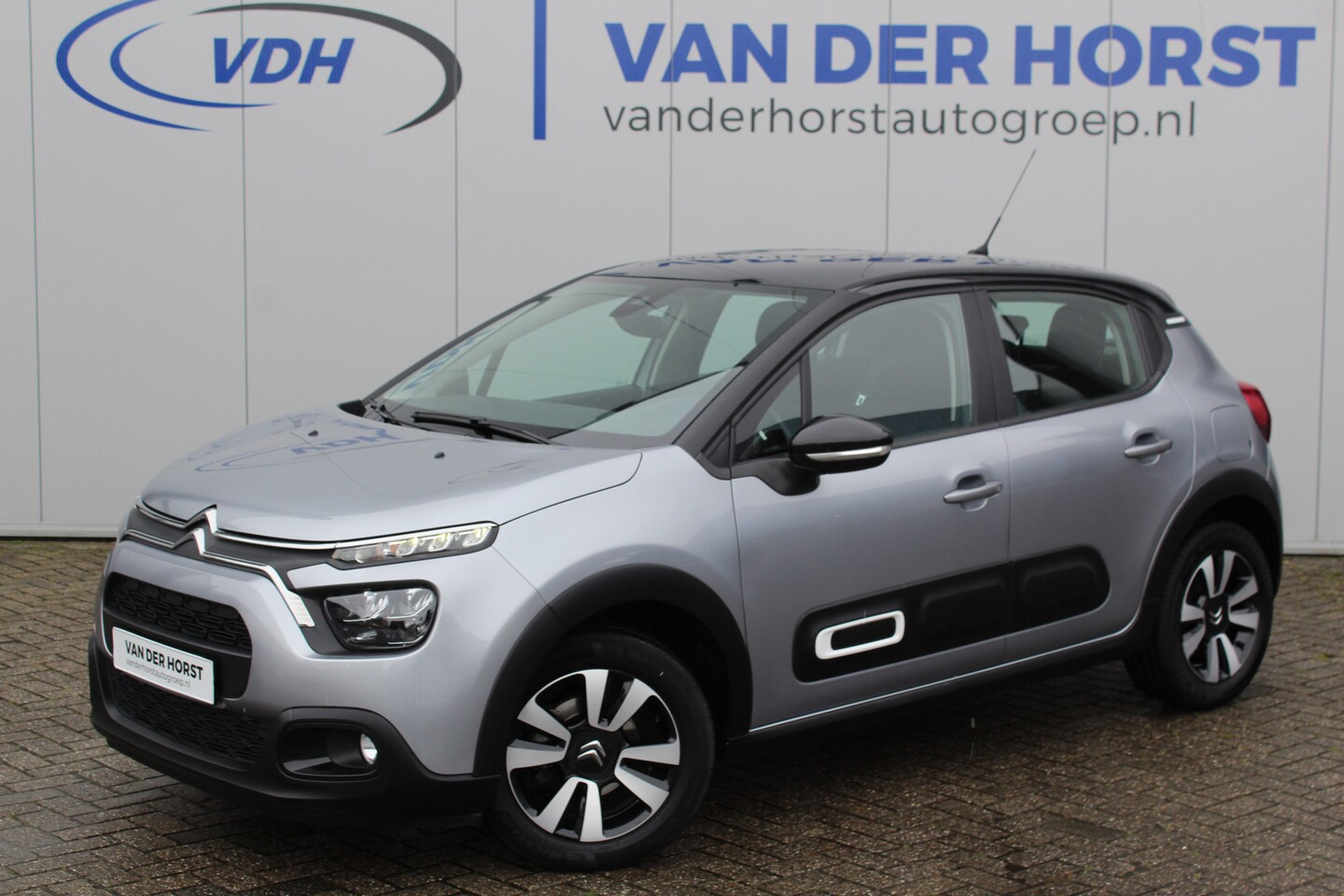 Citroën C3 - 1.2-83pk PureTech 'Feel-Pack'. Fijne comfortabele wagen ! Airco, cruise cntrl, metallic la - AutoWereld.nl