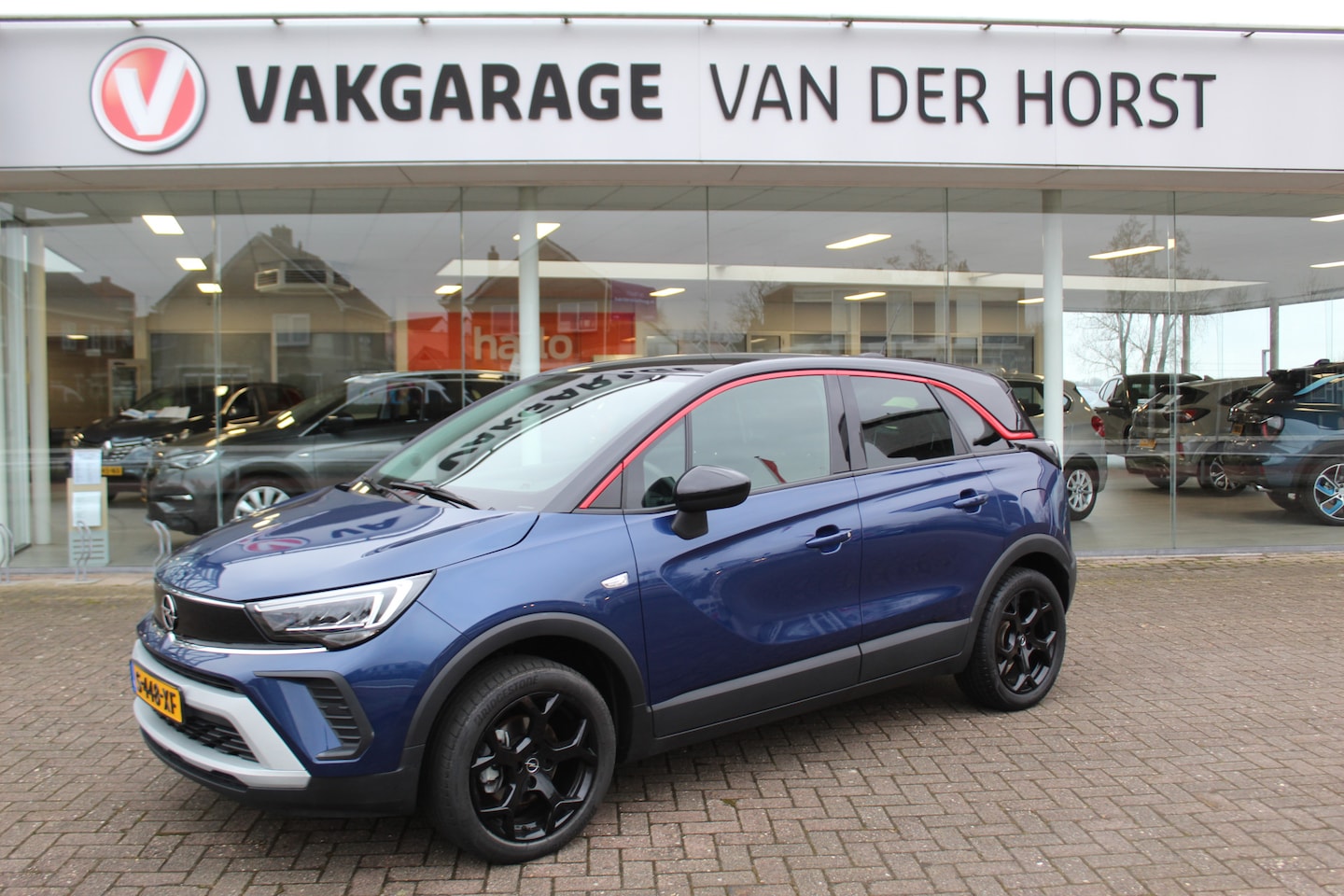 Opel Crossland - 1.2-130pk Turbo GS Line. Sportieve, unieke auto. Volautm. airco, metallic lak, LM wielen, - AutoWereld.nl