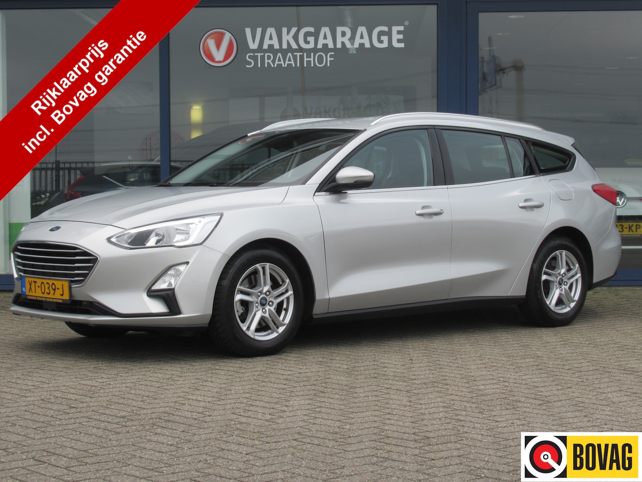 Ford Focus Wagon - 1.0 EcoBoost Edition Business, Navigatie / Carplay + Android Auto / Parkeersensoren / Clim - AutoWereld.nl