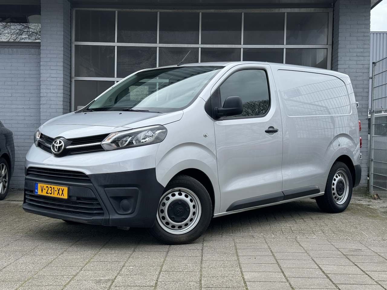 Toyota ProAce Compact - 1.6 D-4D Cool Comfort 1.6 D-4D Cool Comfort - AutoWereld.nl