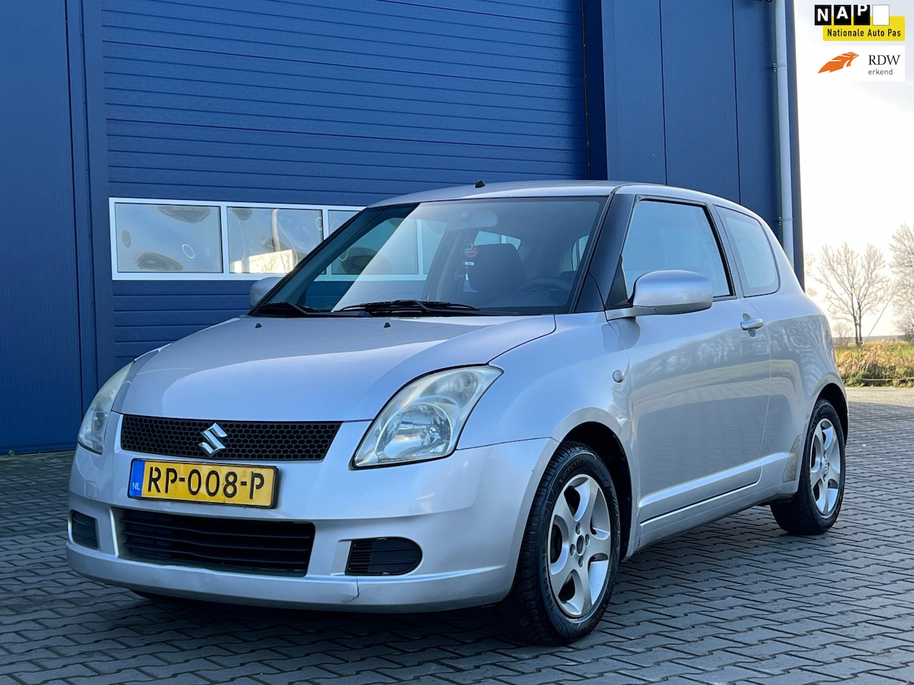 Suzuki Swift - 1.3 GA + Airco + Nieuwe apk Nu €2.750,- - AutoWereld.nl