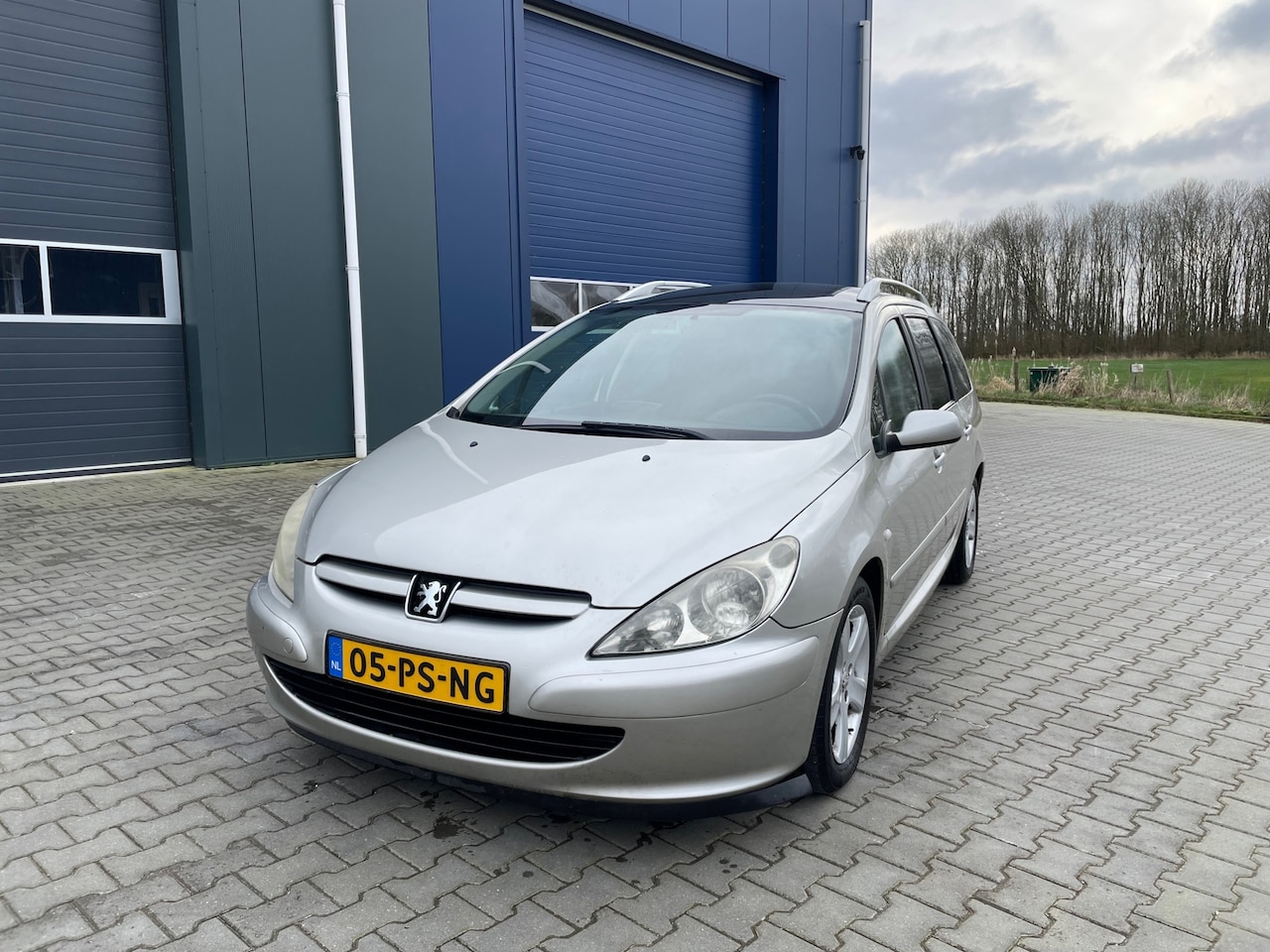 Peugeot 307 SW - 2.0 16V Navtech Airco Nieuwe apk - AutoWereld.nl