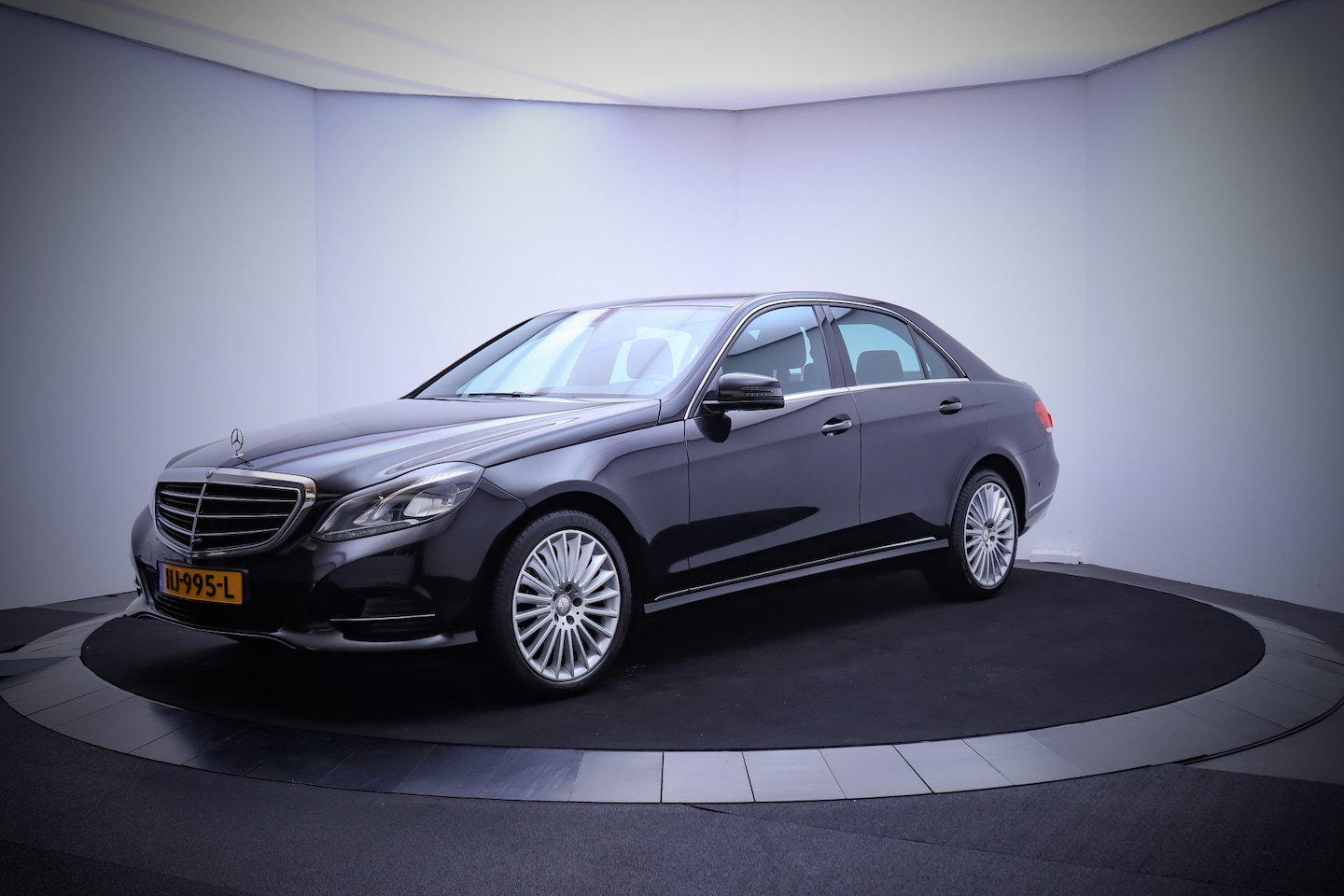 Mercedes-Benz E-klasse - 200Aut.Elegance Selection LED/360 CAM/NAVI/CLIMA/CRUISE/STOELVERW./PDC V+A/LMV 18'' - AutoWereld.nl