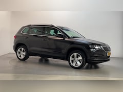 Skoda Karoq - 1.0 TSI DSG Ambition Business Navigatie Parkeersensoren DAB+ Stoelverwarming