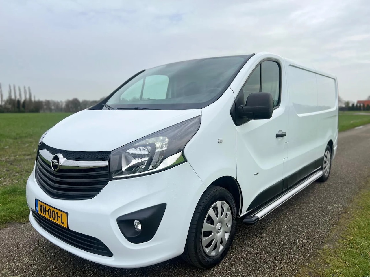 Opel Vivaro - 1.6 CDTI L2H1 Edition Airco NAP - AutoWereld.nl