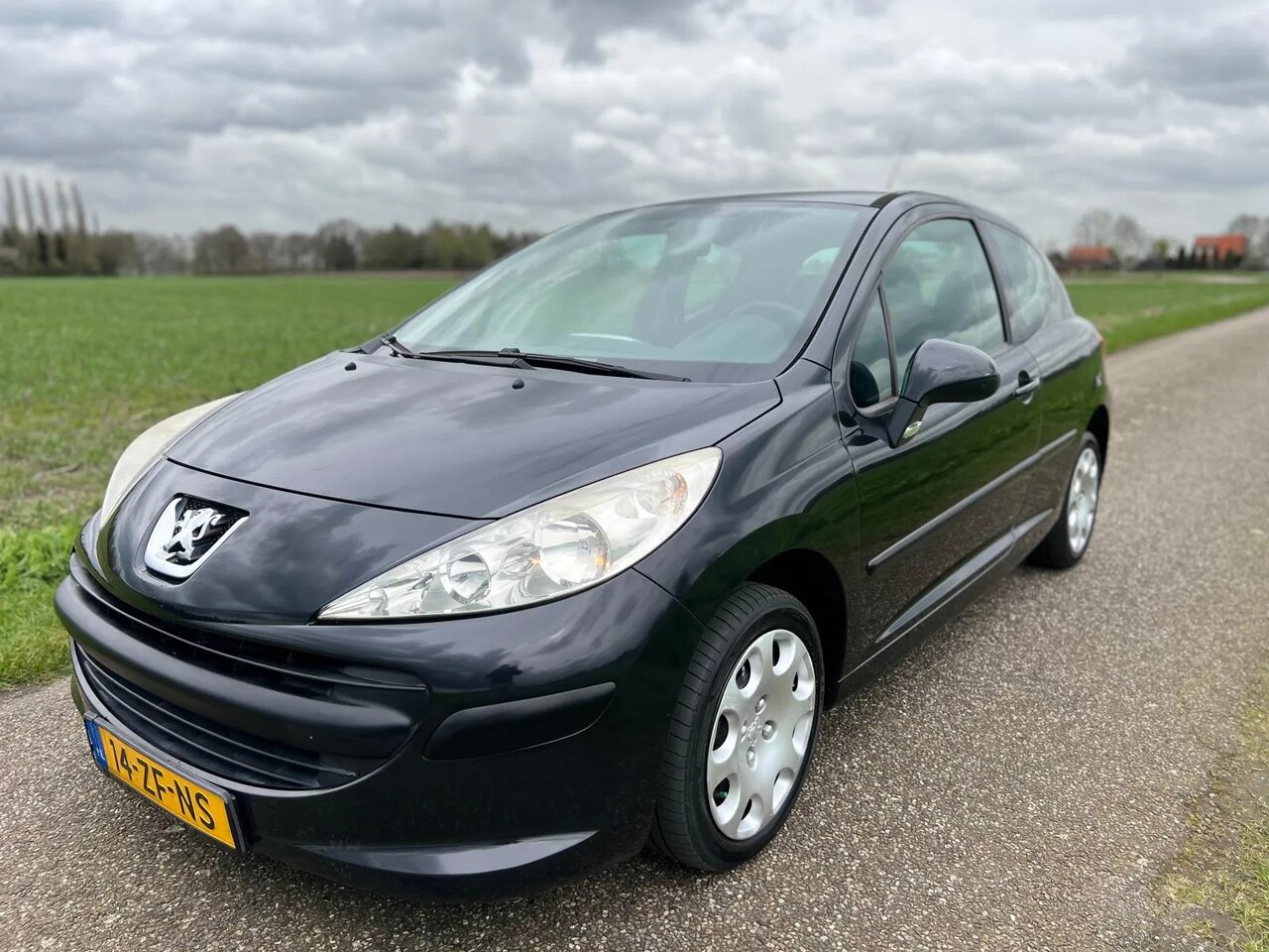 Peugeot 207 - 1.4 VTi Cool 'n Blue Airco NAP - AutoWereld.nl