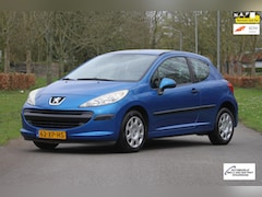 Peugeot 207 - 1.4 XR / Van slechts 2e eigenaar / Stuurbekrachtiging / Elektrische ramen / Centrale deurv