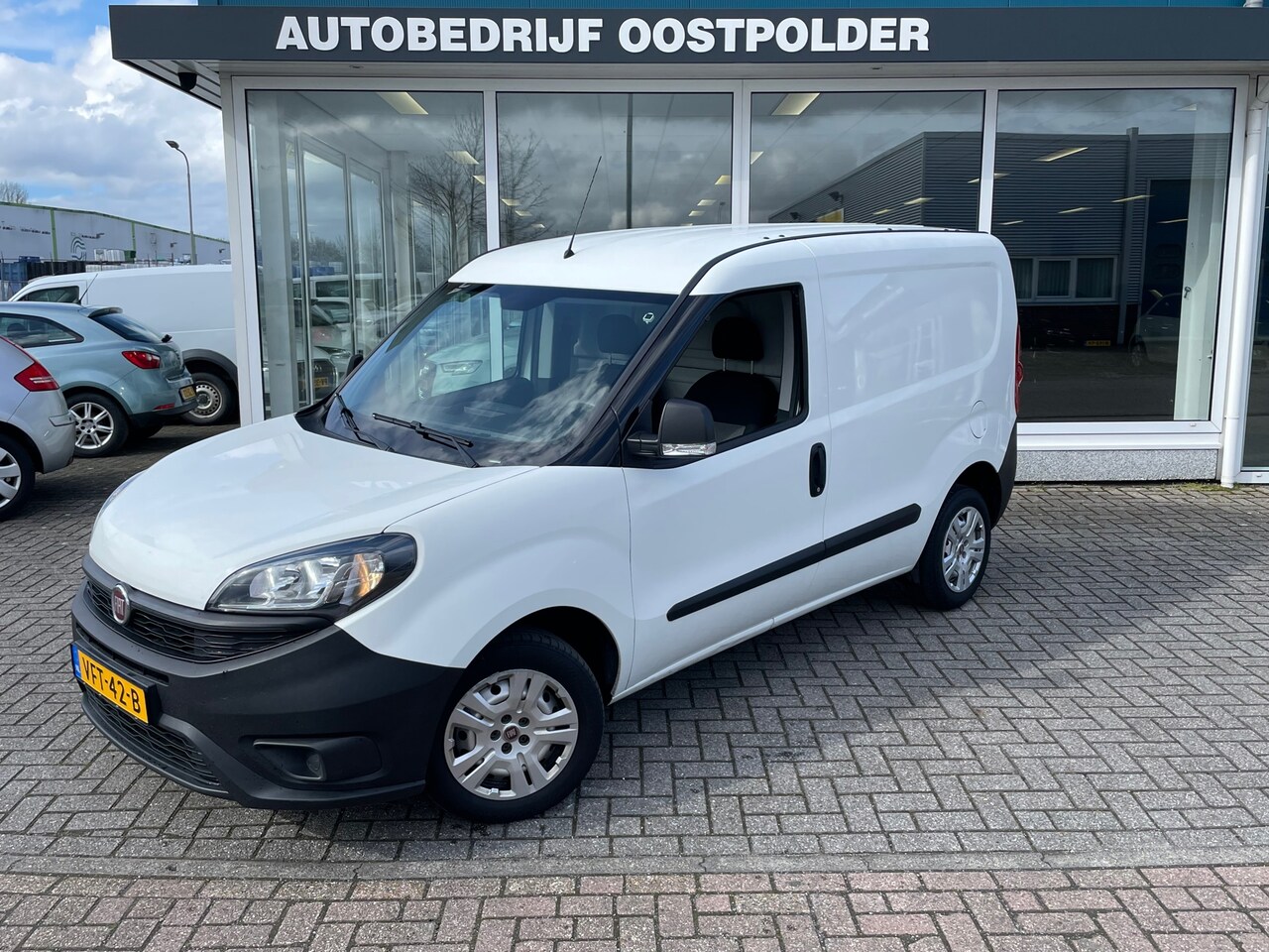 Fiat Doblò Cargo - 1.3 MJ L1H1 1.3 MJ L1H1 - AutoWereld.nl