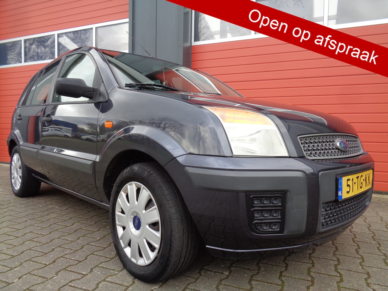 Ford Fusion - 1.4-16V Champion 81PK Airco Trekhaak Hoog Zitter NL-Auto - AutoWereld.nl