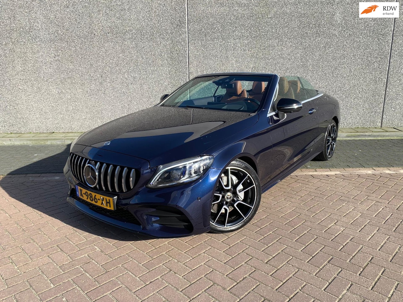 Mercedes-Benz C-klasse Cabrio - 220 d Premium Plus Pack AMG-pakket | GARANTIE | APK T/M 28-2-2024 | BOMVOL OPTIES | NIEUWS - AutoWereld.nl