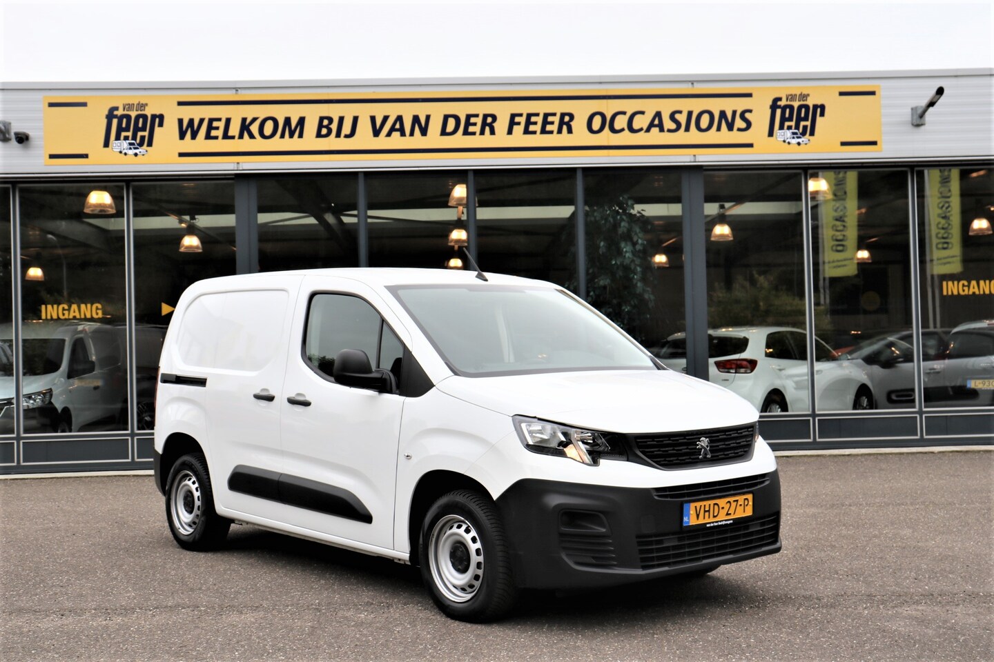 Peugeot Partner - 1.5 BlueHDI Premium EX.BTW - AutoWereld.nl