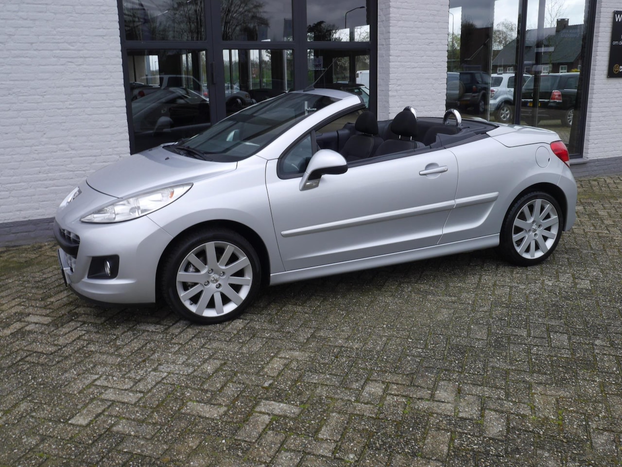 Peugeot 207 CC - 1.6 VTi 1.6 VTi - AutoWereld.nl