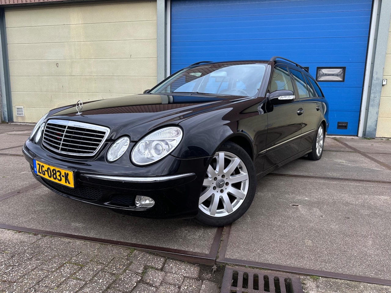 Mercedes-Benz E-klasse Combi - 240 Avantgarde Airco! Automaat! Zwart! 2004 - AutoWereld.nl