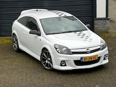 Opel Astra GTC - 2.0 T OPC orig Nederlands