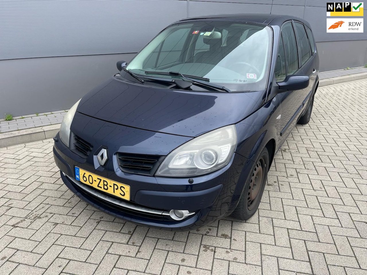 Renault Grand Scénic - 2.0-16V Tech Line 7p. 2.0-16V Tech Line 7p. - AutoWereld.nl