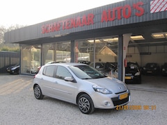 Renault Clio - 1.2 Authentique zeer mooi met trekhaak apk 30-11-2025