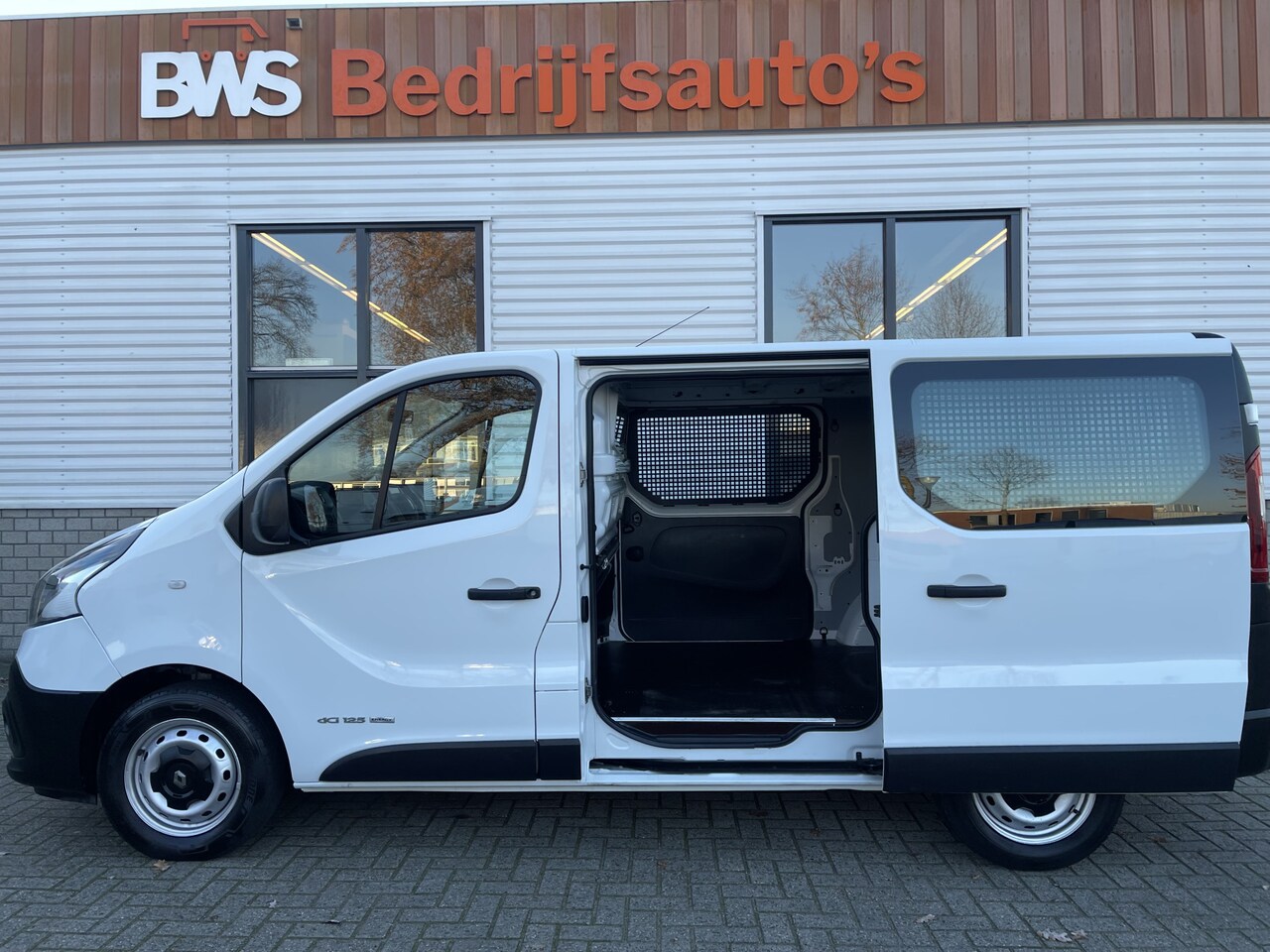 Renault Trafic - 1.6 dCi 125pk T29 L1H1 Comfort Energy / rijklaar € 17.950 ex btw / lease vanaf € 380 / air - AutoWereld.nl