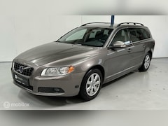 Volvo V70 - 2.5T Momentum BI-FUEL / AUTOMAAT