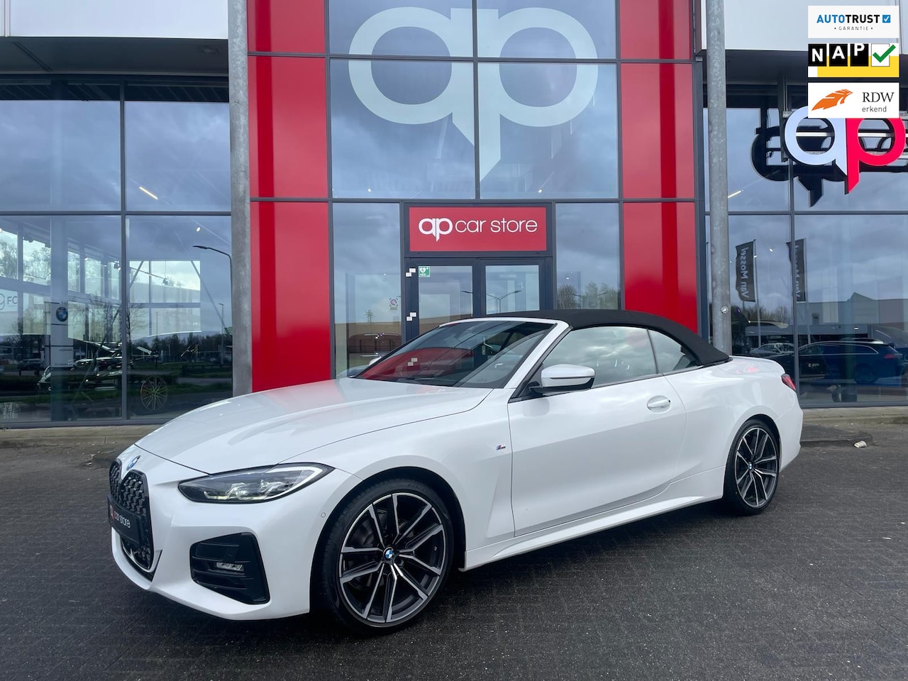 BMW 4-serie Cabrio - 420i High Executive M pakket Camera Parksensensor Carplay - AutoWereld.nl