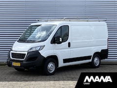 Peugeot Boxer - 330 2.0 BlueHDI L1H1 Premium Airco trekhaak Imperiaal Cruise control Sensoren Multifunctio