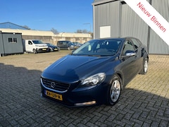 Volvo V40 - D2 1.6 2013 Blauw AIRCO/ CRUISE/ LM VELGEN