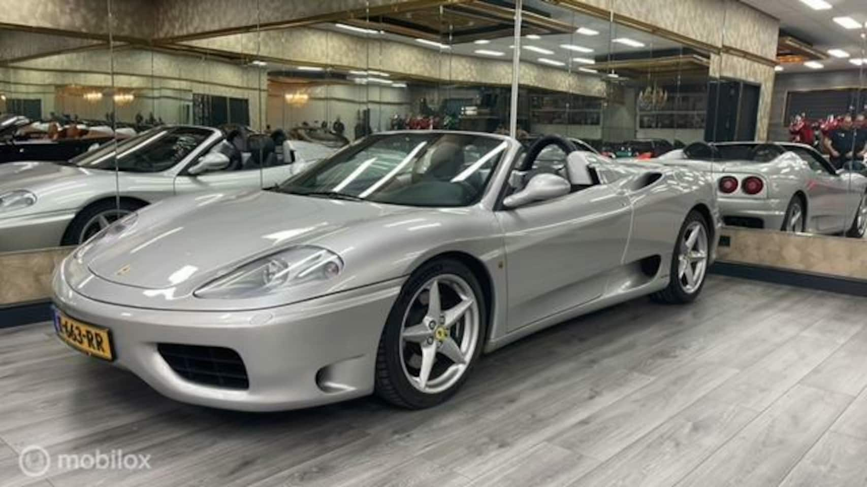 Ferrari 360 - 3.6 V8 Spider 3.6 V8 Spider - AutoWereld.nl