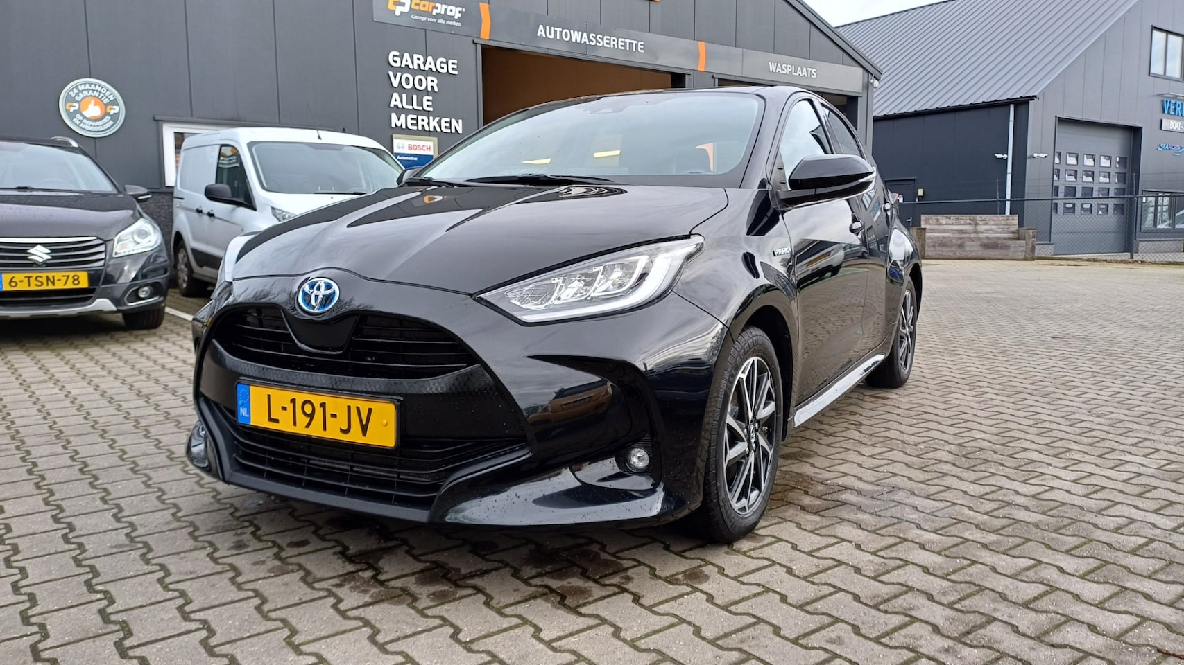 Toyota Yaris - 1.5 Hybrid 116pk CVT Dynamic - AutoWereld.nl