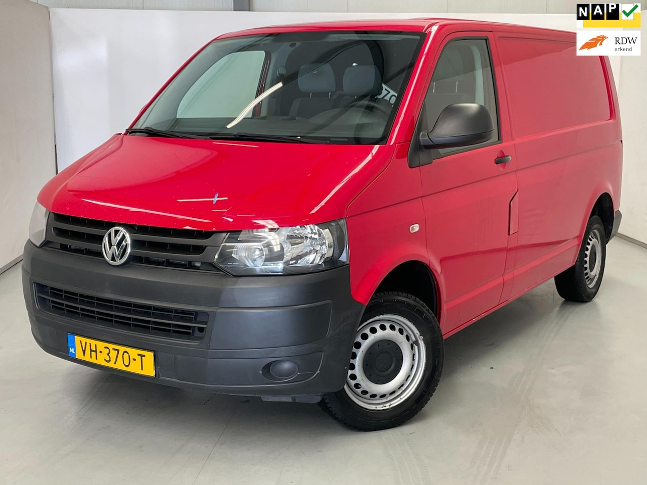 Volkswagen Transporter - 2.0 TDI L1H1 / 3-zits / Trekhaak / Excl. BTW - AutoWereld.nl