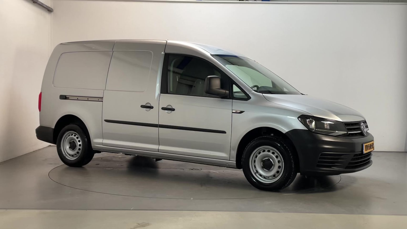 Volkswagen Caddy Maxi - 2.0 TDI L2H1 Navigatie DAB+ App-Connect - AutoWereld.nl