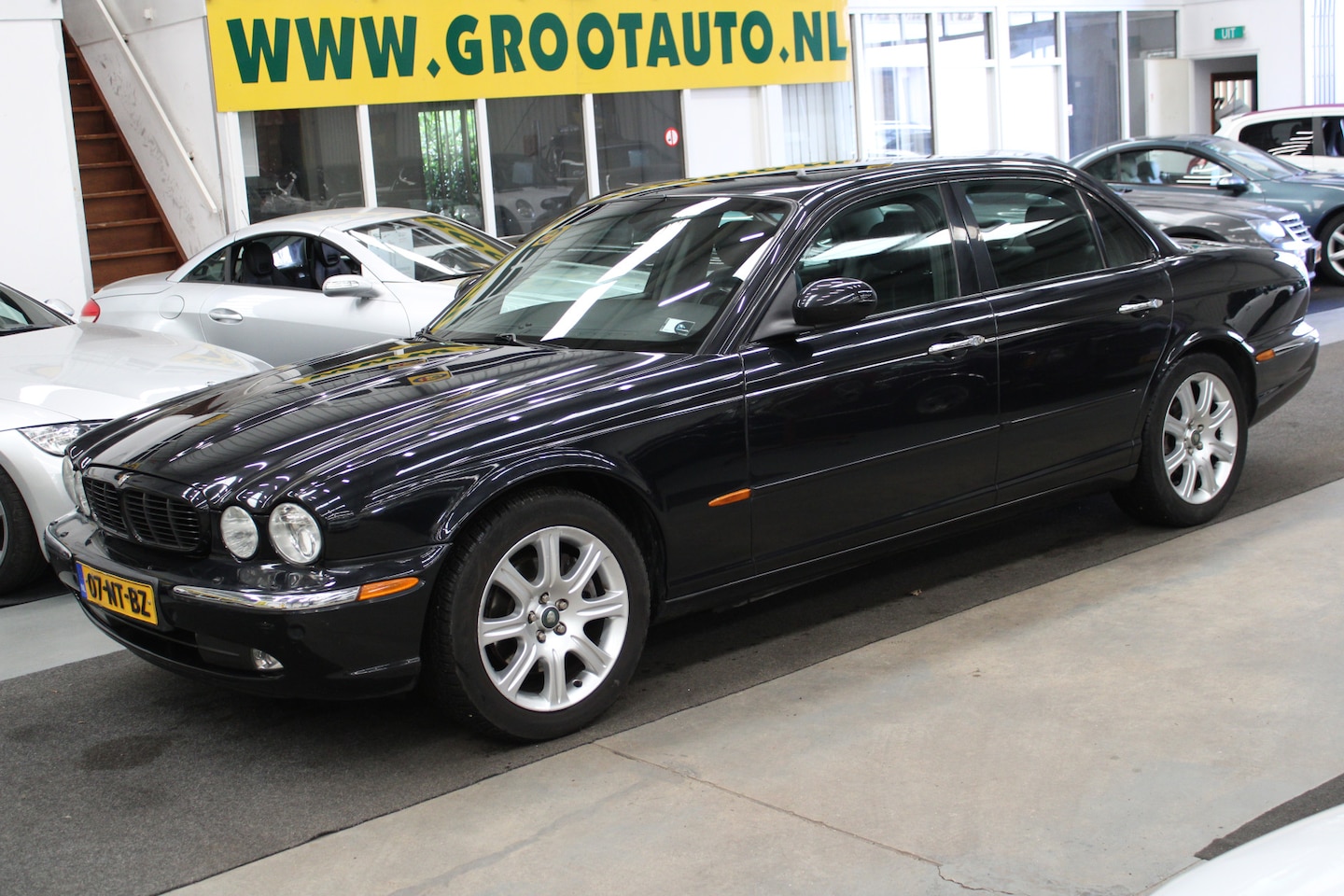 Jaguar XJ - 3.5 V8 Executive Automaat Airco, Cruise control, Stoelverwarming - AutoWereld.nl