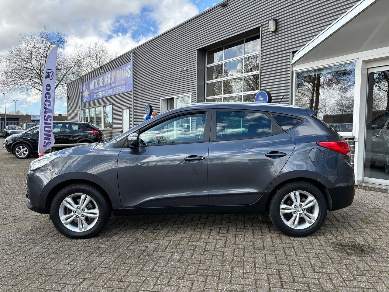 Hyundai ix35 - 2.0i Business Edition Org-NL auto. Navi. 1900kg trekgew.