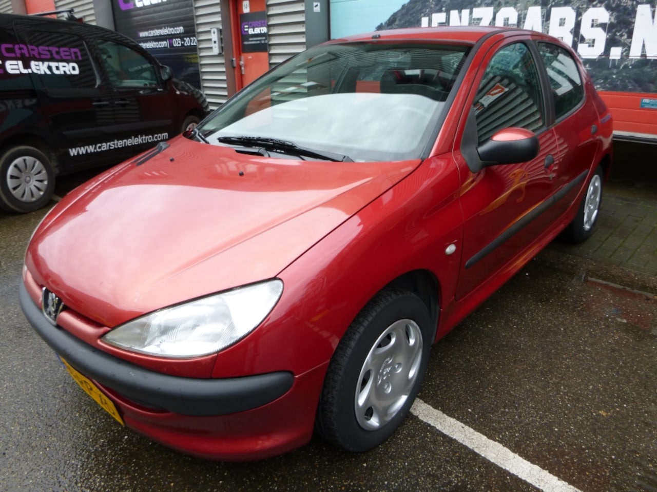 Peugeot 206 - 1.4 XT 1.4 XT,APK 4-25, 5deurs,ZUINIG! - AutoWereld.nl